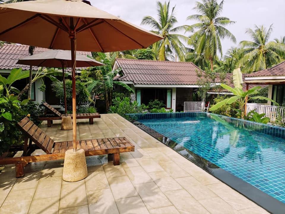 Baan Nai Suan Hotel Bophut Ngoại thất bức ảnh